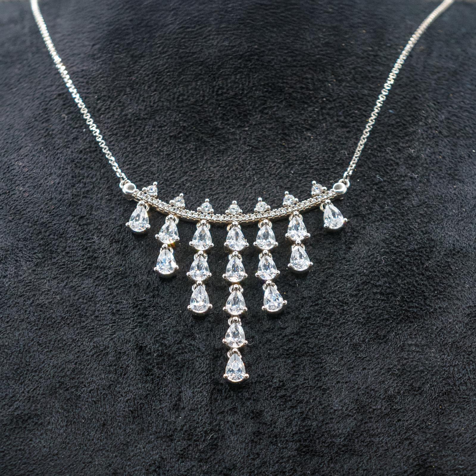 Collana Tempesta di Luce Byblos